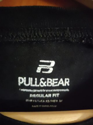 Camiseta Pull&Bear Negra Manga Corta