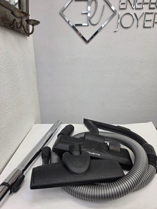 Aspirador Sin Bolsa Rowenta Ro2913ea Rojo