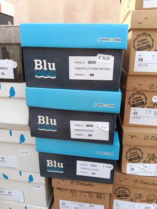 Liquidación Calzado más de 100 pares piel