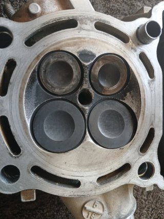 Culata Suzuki RMZ 250