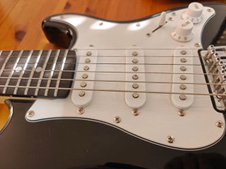 Guitarra Eléctrica Junior Harley Benton