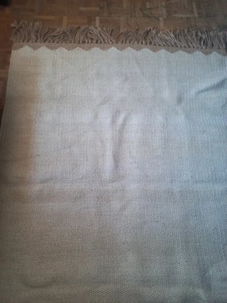 Alfombra artesanal beige y marrón