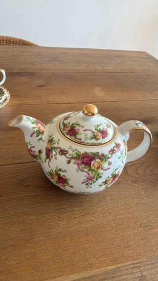 Juego de té Royal Albert Old Country Roses 26 pz