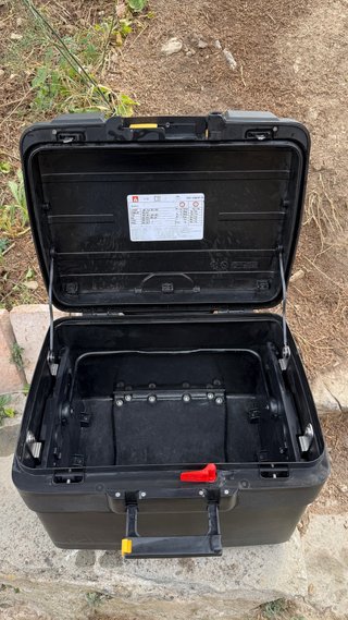 Top Case Vario BMW con Soporte y respaldo