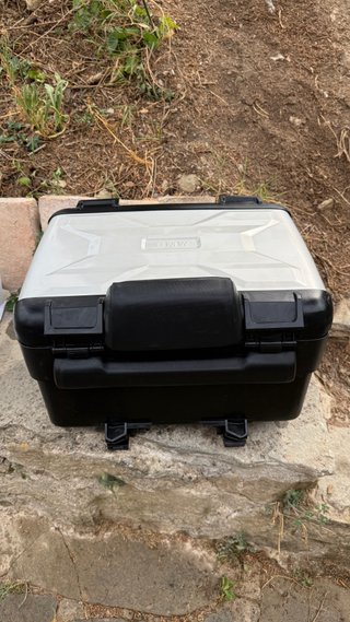 Top Case Vario BMW con Soporte y respaldo