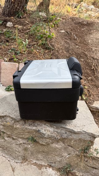 Top Case Vario BMW con Soporte y respaldo