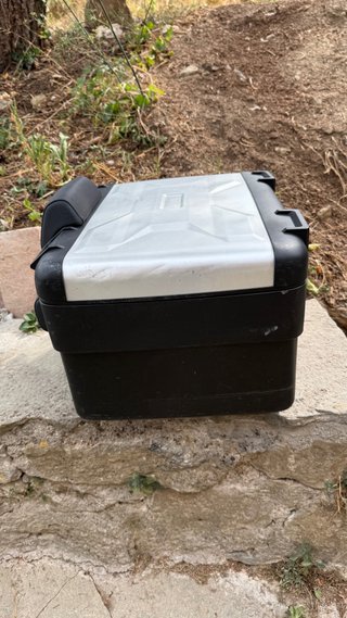 Top Case Vario BMW con Soporte y respaldo