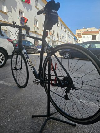 Bicicleta Carretera Triban 500 Negra