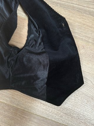 Conjunt català armilla i pantalons.  Caramelles