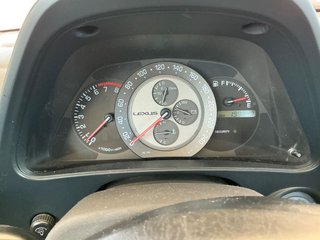 Lexus IS 200