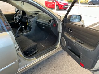 Lexus IS 200