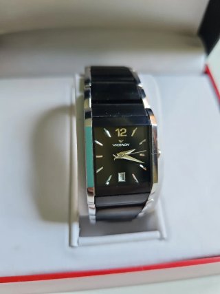 Reloj Viceroy Rectangular Negro y Plateado