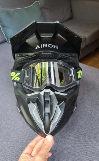 Casco Moto Airoh Twist 3 Black Matt + Gafas 100%