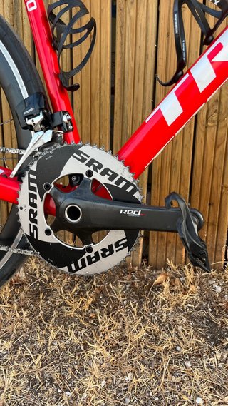 Bicicleta Trek Domane RSL color rojo project one