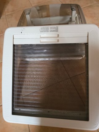 Claraboya Dometic 40x40