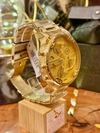 Reloj Diesel DZ7399 Dorado