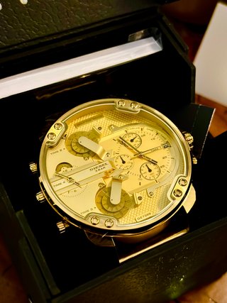 Reloj Diesel DZ7399 Dorado
