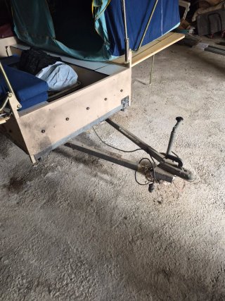 Carro tienda caceres, con papeles