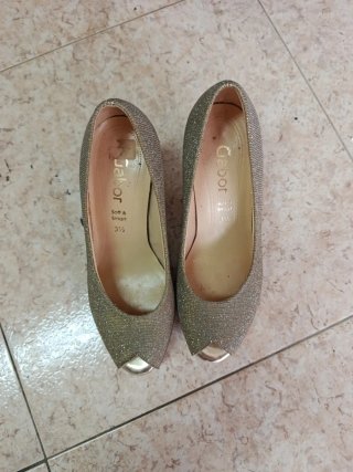 Zapatos de tacón Gabor dorados/plateados talla 37.