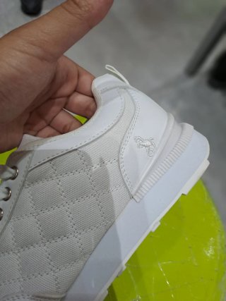 Zapatillas blancas