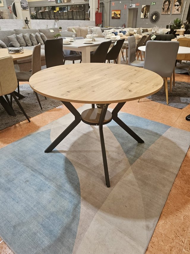 Mesa redonda extensible madera y metal 153cm