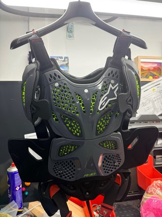 Peto Alpinestars A-10 Talla L Nuevo sin usar