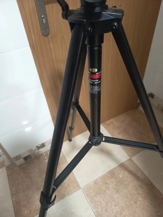 Trípode Star S-802