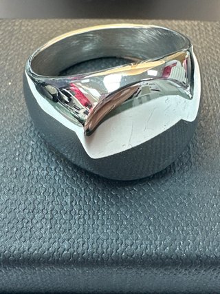 Anillo acero plateado tipo sello T23