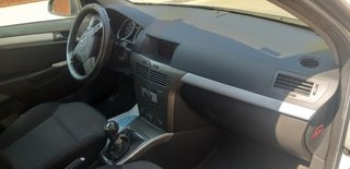 Opel Astra 2006