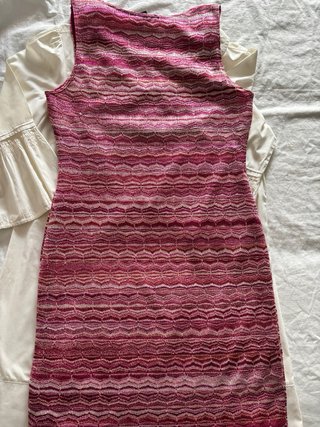 Vestido nuevo y regalo otro