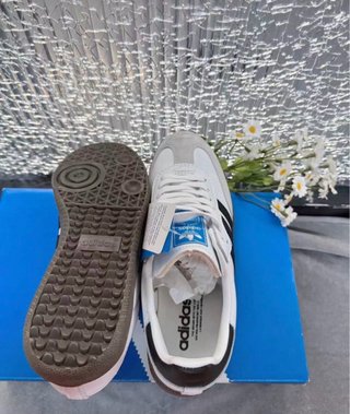 Zapatillas Adidas Samba Blancas y Negras