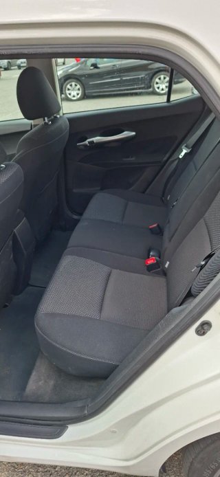 Toyota Auris 2012