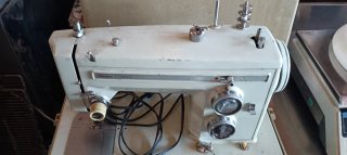 Máquina de coser Kenmore vintage
