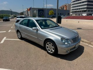 Mercedes-Benz Clase C 2004