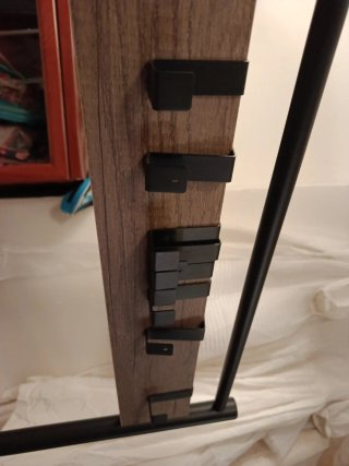 Perchero con asiento de madera y metal