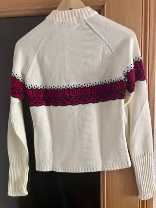 Jersey Glam Blanco y Rojo Talla L pero es como S/M