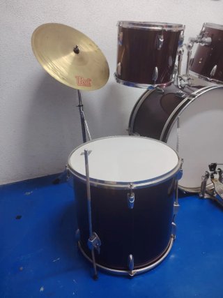 Batería musical Pear. Recoger en persona.