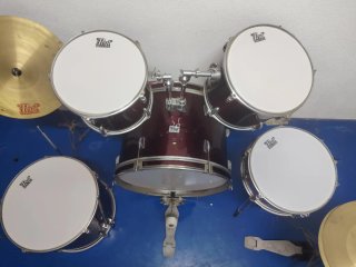 Batería musical Pear. Recoger en persona.