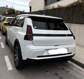 Renault 5 E-TECH 2025