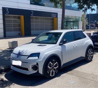 Renault 5 E-TECH 2025