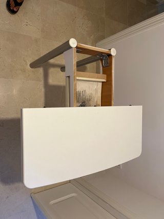 Mesa cocina libro blanca y plateada plegable