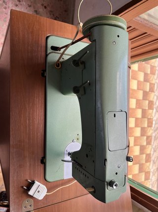 Macchina da cucire Automatic vintage