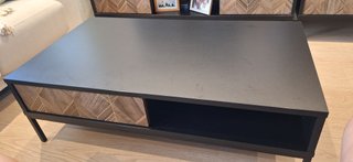 Mesa de centro moderna 2 compartimentos y 2 cajone