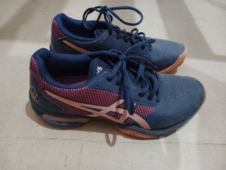 Zapatillas pádel/tenis Asics Talla 39