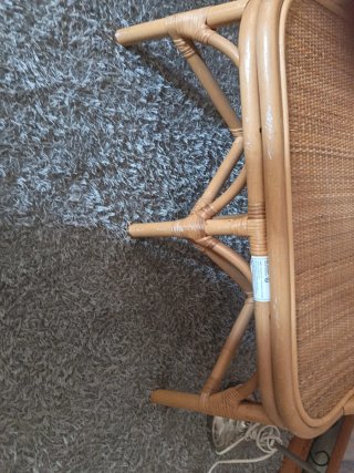 Sillón de ratán y mimbre