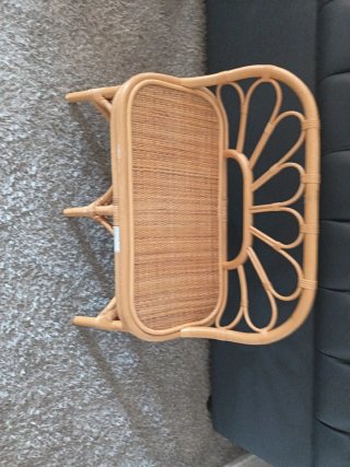 Sillón de ratán y mimbre