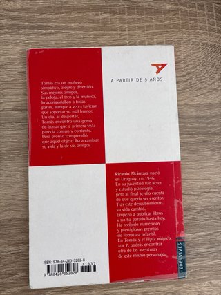 Libro; Tomás y la goma mágica.