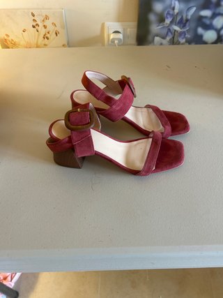 Sandalias tacón madera burdeos talla 36
