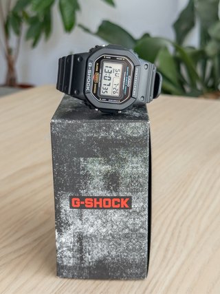 Reloj G-Shock DW-5600UE