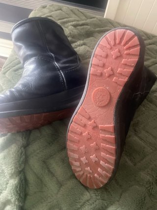 Botines negros de piel